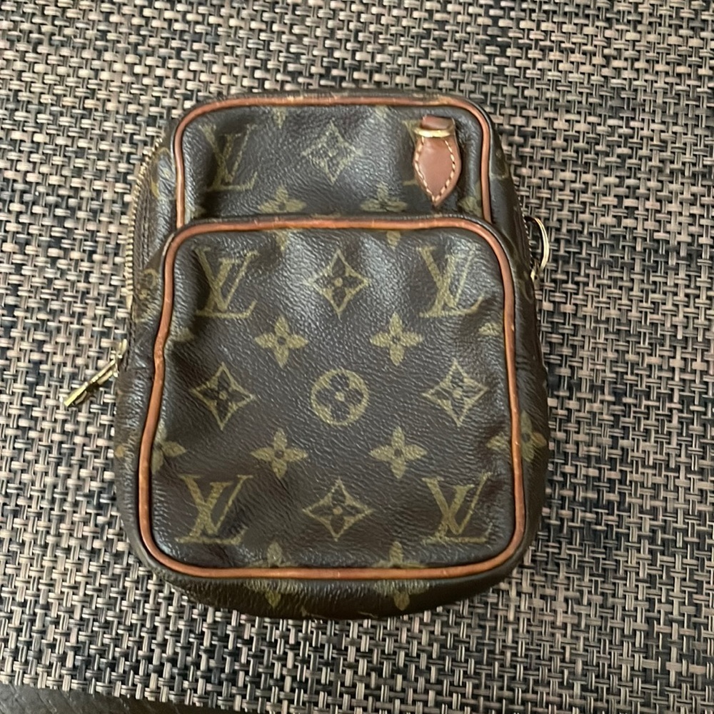 Louis Vuitton small bag